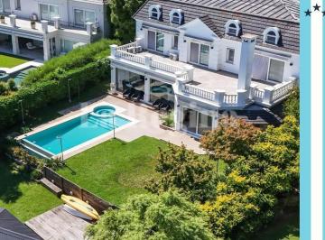 Casa · 790m² · 10 Ambientes · 2 Cocheras · Casa en Venta en Los Castores, Nordelta, Tigre