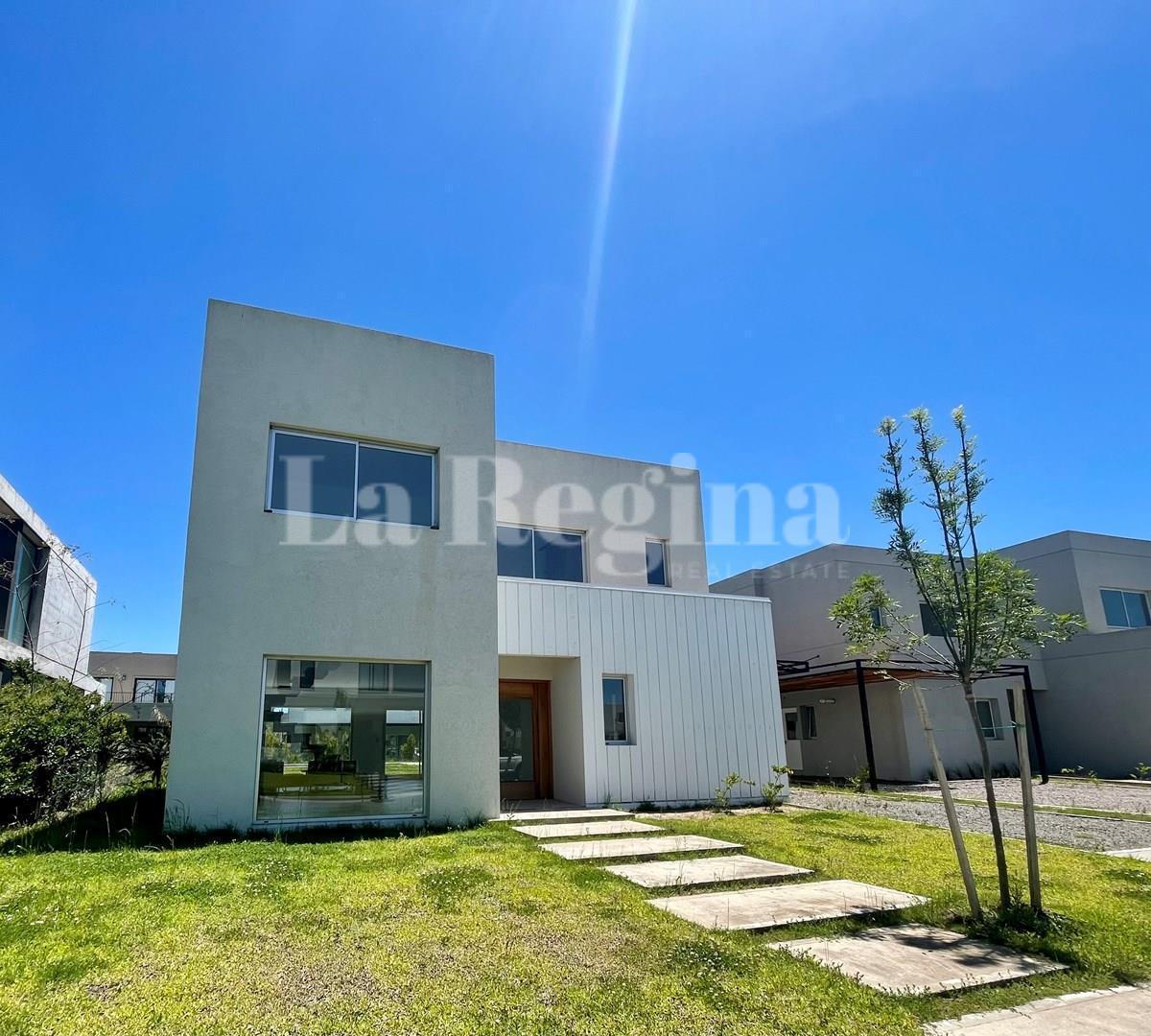Av del Golf 3200