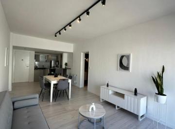 Departamento · 87m² · 4 Ambientes · Departamento 4 Amb/escrit. Terraza y Vista Al Mar. Reciclado.