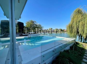 pileta · Casa en Venta en Santa Barbara, Tigre, G. B. a. Zona Norte