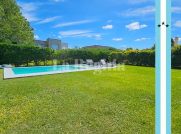 Casa · 163m² · 4 Ambientes · Casa en Venta en Talar del Lago 2, General Pacheco, Tigre