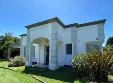 Casa · 150m² · 5 Ambientes · Casa en Club de Campo Las Perdices