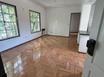 Departamento de 2 ambientes, Morón · Semipiso de 2 Amb a Una Cuadra Plaza de Morón. Reciclado a Nuevo