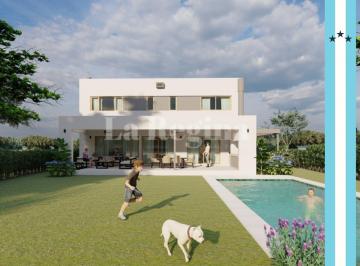 Casa · 216m² · 7 Ambientes · Casa en Venta en Santa Ana, Villanueva, Tigre