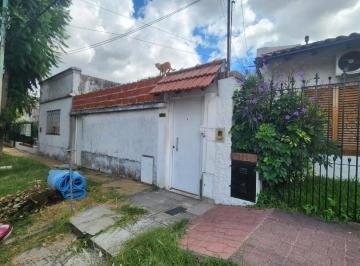 Casa · 130m² · 3 Ambientes · Casa, Tipo PH de 4 Ambientes en Venta.