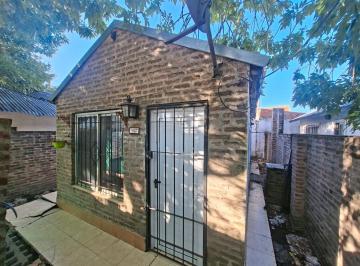 Departamento · 28m² · 1 Dormitorio · Casa en PH en Alquiler. Ituzaingo Norte a m. Colectora Acceso Oeste