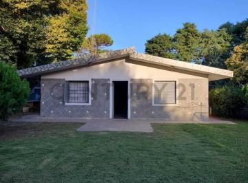 Casa · 200m² · 7 Ambientes · Villa Retiro Camino a Colonia Tirolesa Sobre Ruta a 174.