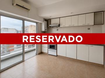 PH · 50m² · 2 Ambientes · Alquiler Departamento PH 2 Ambientes con Balcon Sobre Av Laprida 1 Dormitorio - Villa Martelli
