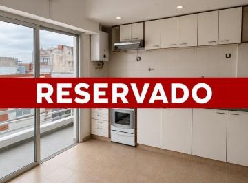 PH · 50m² · 2 Ambientes · Alquiler Departamento PH 2 Ambientes con Balcon Sobre Av Laprida 1 Dormitorio - Villa Martelli