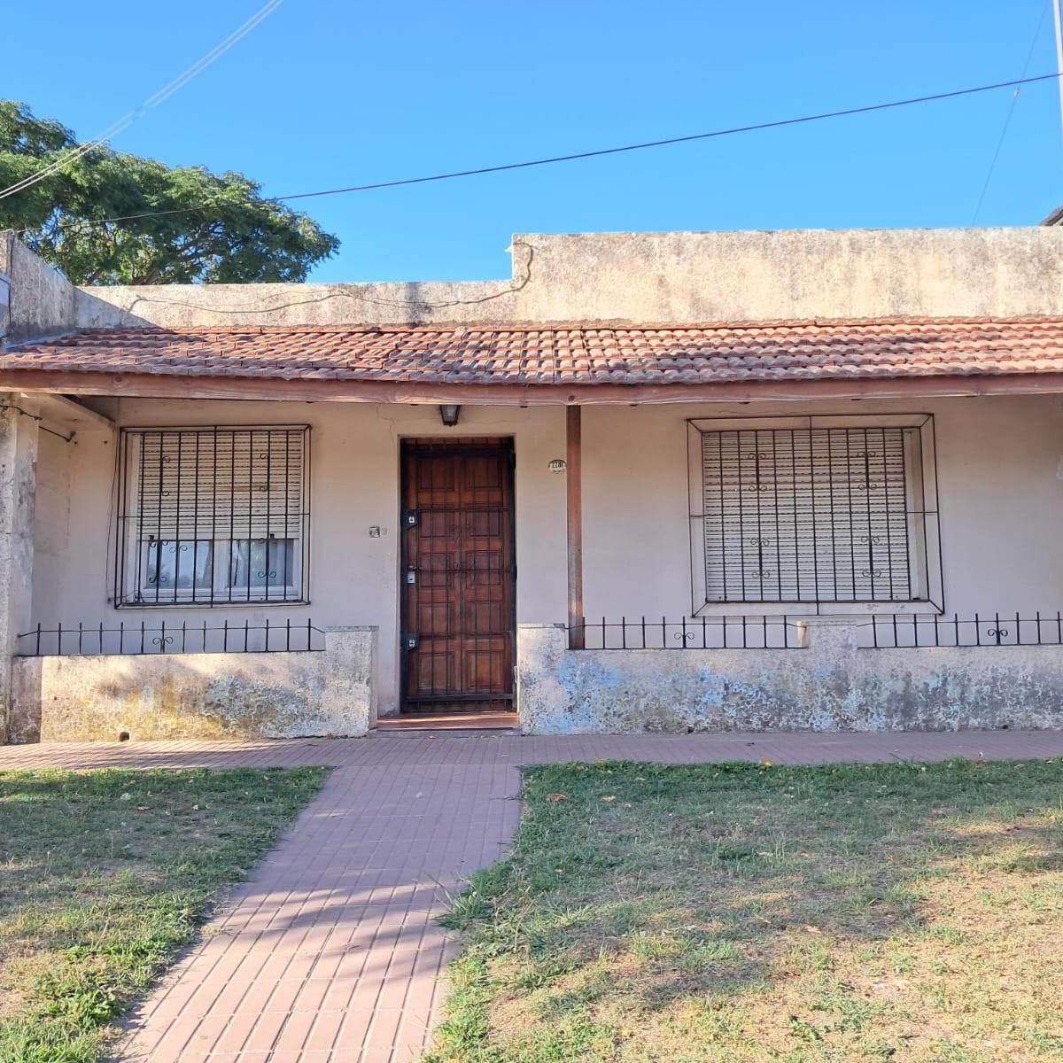 Casa americana en ph de 3 ambientes con garage