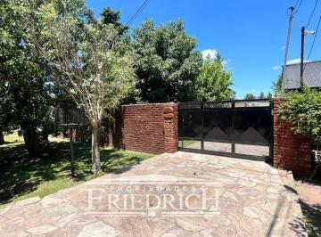 Casa · 112m² · 1 Ambiente · 3 Cocheras · Casa en Venta - General Rodriguez