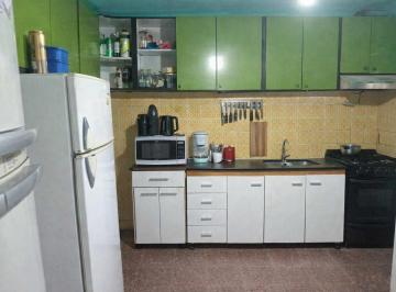 Casa · 183m² · 4 Ambientes · 5 Cocheras · Venta Casa 4 Ambientes a Refaccionar en Jose León Suarez