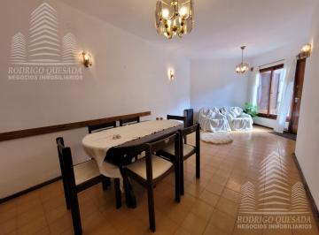 PH · 71m² · 4 Ambientes · 1 Cochera · Triplex Amplio Luminoso Zona Muy Tranquila