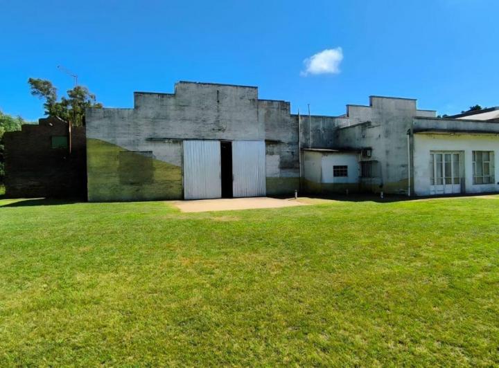 Bodega-Galpón · 2200m²