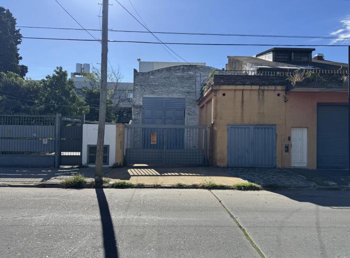Depósito · 212m²