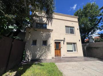 Casa · 130m² · 4 Ambientes · 2 Cocheras · Venta Casa 4 Amb Bella Vista