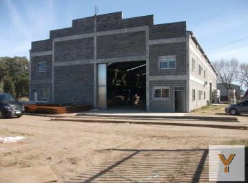 Terreno · 4326m² · Terreno Venta - Galpón - Casa 2 Dormitaros 1 Baño - 4326 m² Totales - General Madariaga