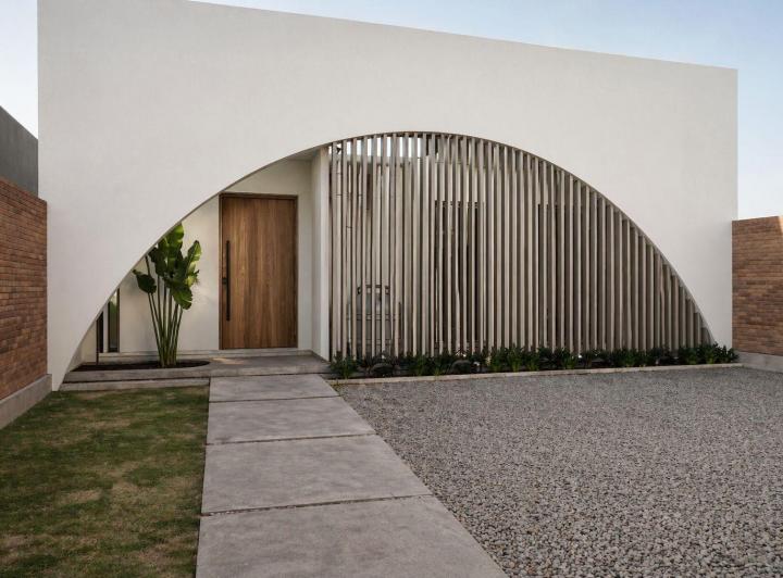 Casa · 100m² · 3 Ambientes · 2 Cocheras