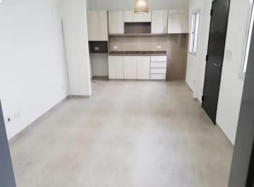 Departamento · 80m² · 2 Ambientes · Departamento en Planta Baja Disponible en Alquiler