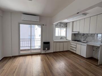 Departamento de 3 ambientes, Coghlan · Av Melian 3270