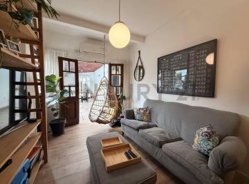 PH · 89m² · 5 Ambientes · Venta PH 5 Amb en Castelar - Permuta