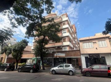 Departamento de 3 ambientes, Ciudad de Mendoza · Inmobiliaria Otero Ofrece en Venta Este Ubicadísimo y Cómodo Departamento en Pleno Microcentro de La