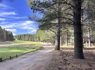 Terreno · 1943m² · Lote Sobre Hoyo 8, Chapelco Golf.