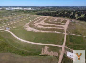 Terreno · 620m² · Terreno en Venta - 620 m² Totales - Zarate Golf Park