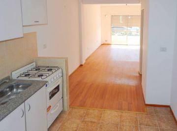 Imagen 1 - Monoambiente amplio con balcón en barrio Echesortu. Alquilado hasta fin de julio 2026. - · Monoambiente Amplio con Balcón en Barrio Echesortu. Alquilado Hasta Fin de Julio 2026.