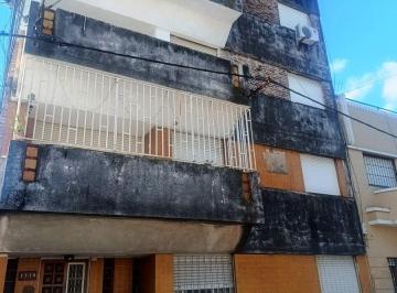Departamento · 60m² · 5 Ambientes · Departamento en Barrio Arroyito Río – del Valle de Iberlucea 1318