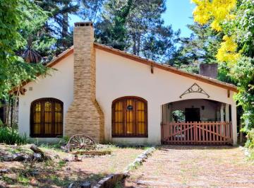 Casa · 63m² · 3 Ambientes · 1 Cochera · Casa 3 Ambientes en Costa del Este