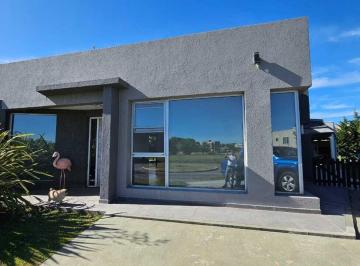 Casa · 161m² · 5 Ambientes · 1 Cochera · Exclusiva Casa en Venta! Barrio Cruz del Sur! Oportunidad en Canning - San Vicente, G. B. a. Zona Sur