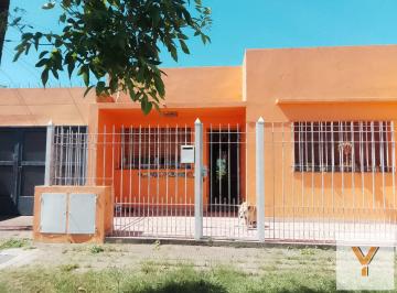 Casa · 129m² · 3 Ambientes · Casa en Venta - 2 Dorm. 1 Baño - La Plata