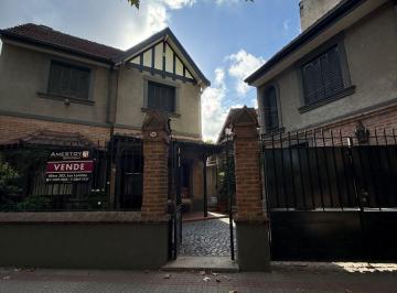 Casa de 6 ambientes, Lomas de Zamora · Barrio Inglés! Excelente Estado
