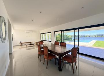 Casa · 260m² · 6 Ambientes · 2 Cocheras · Casa Al Lago en Alquiler Anual de 6 Ambientes en El Barrio Golf El Canton con o Sin Muebles