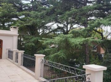 Casa · 260m² · 6 Ambientes · 3 Cocheras · Venta Casa 6 Ambientes Barrio El Barranco Pilar Pileta Jardín Galeria Parque Arboleda Añosa