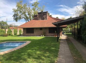Casa · 284m² · 3 Dormitorios · 2 Cocheras · Venta Casa Muy Solida - Bello Horizonte - Tigre - Acepta Permuta