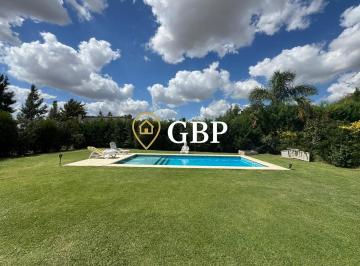 Casa · 180m² · 4 Ambientes · 2 Cocheras · Casa en Alquiler Anual en Canning Barrio Los Talas