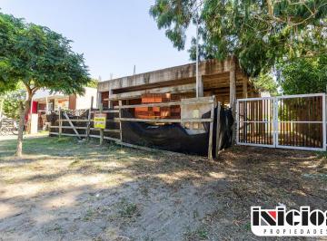 Local comercial de 1 ambiente, Nueva Atlantis · Oportunidad Comercial con Gran Potencial - C1076