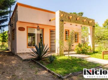 Casa de 3 ambientes, Nueva Atlantis · Casa: Cramer N° 2224 E/ Av Drago y Storni - Nueva Atlantis - C1081