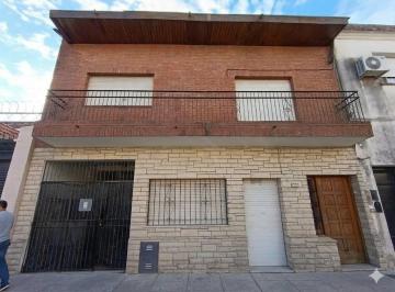 Casa · 179m² · 1 Cochera · Casa en Venta en San Fernando, G. B. a. Zona Norte, Argentina