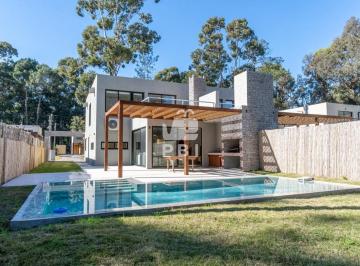 Foto1 · Casa en Venta en Solanas Country, Punta Ballena - Ref: Pbi2916