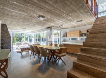 Foto1 · Casa en Venta en Solanas Country, Punta Ballena - Ref: Pbi14551