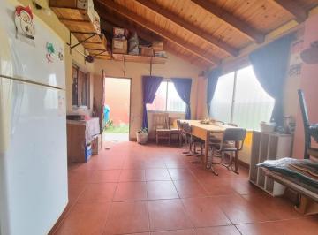 Casa de 3 ambientes, Tres de Febrero · Venta Casa 3 Ambientes con Jardin, Quincho y Terraza - Gran Potencial Oportunidad