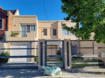 GLE-GLE-1298_2 · Casa 5 Ambientes. | Calle 8 Al 4600