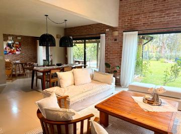 Casa de 6 ambientes, Pilar · Casa en Venta Sobre Lote Interno Los Pilares Country Club