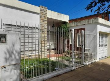 Casa de 3 ambientes, La Matanza · Casa Estimlo Americana 3 Dorm. en Venta en Villa Luzuriaga Apto Credito