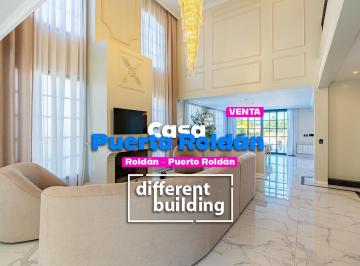 Casa · 442m² · 9 Ambientes · 1 Cochera · Casa de Cuatro Dorm., con Vista Al Lago Muelle Propio, Sauna y Cine en Venta