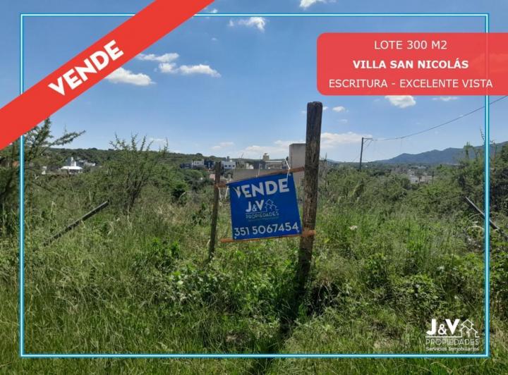 Terreno · 300m²