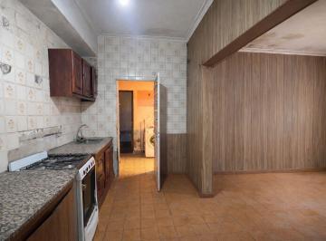 Casa · 175m² · 5 Ambientes · 1 Cochera · Casa en Venta Reciclar - 530 E/ 117 y 118, Tolosa